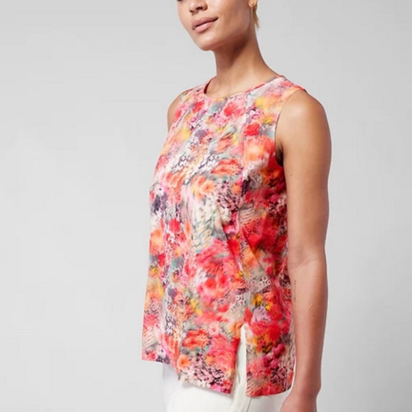 NEW Athleta Zephyr tank Renewed Bloom floral Medium - Picture 1 of 3
